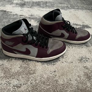 Nike Air Jordan 1 Phat Bordeaux